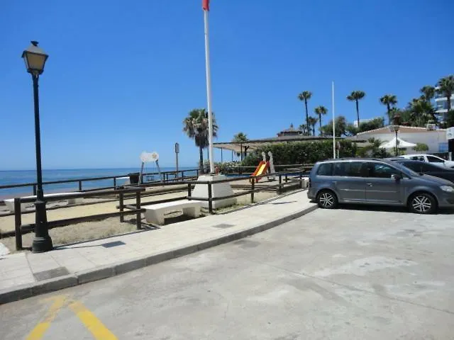Atico Primera Linea Del Mar Sitio de Calahonda