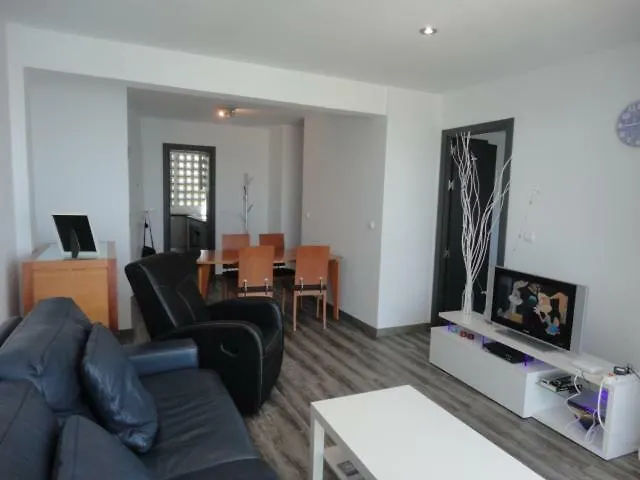 Atico Primera Linea Del Mar Sitio de Calahonda Apartment